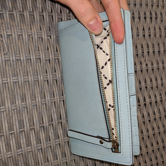 Kate Spade wallet - Picture 4 of 5